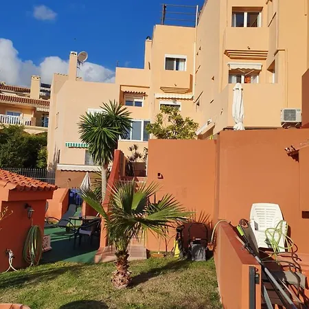 Rum i privatbostad Cozy In Terraced House