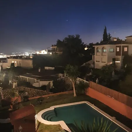 Pansiyon Cozy In Terraced House Fuengirola