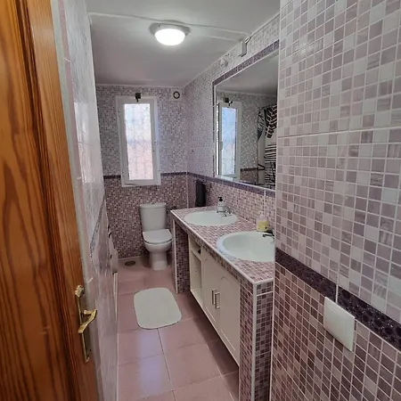 Cozy In Terraced House Pansiyon