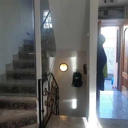 Pansiyon Cozy In Terraced House